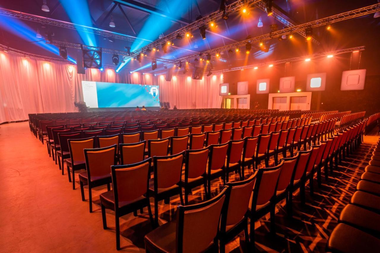 Hotel De Bonte Wever Assen Bagian luar foto