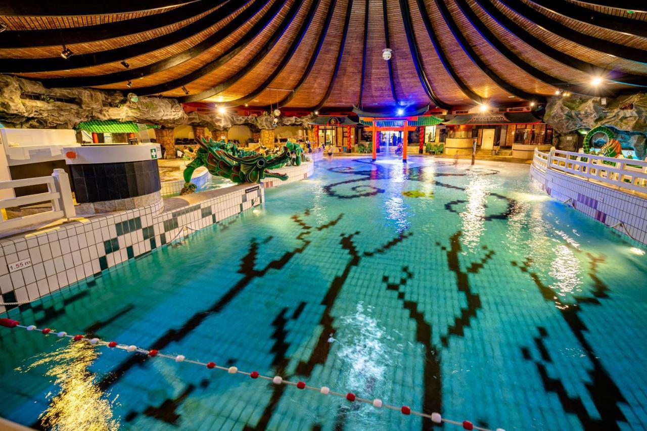 Hotel De Bonte Wever Assen Bagian luar foto