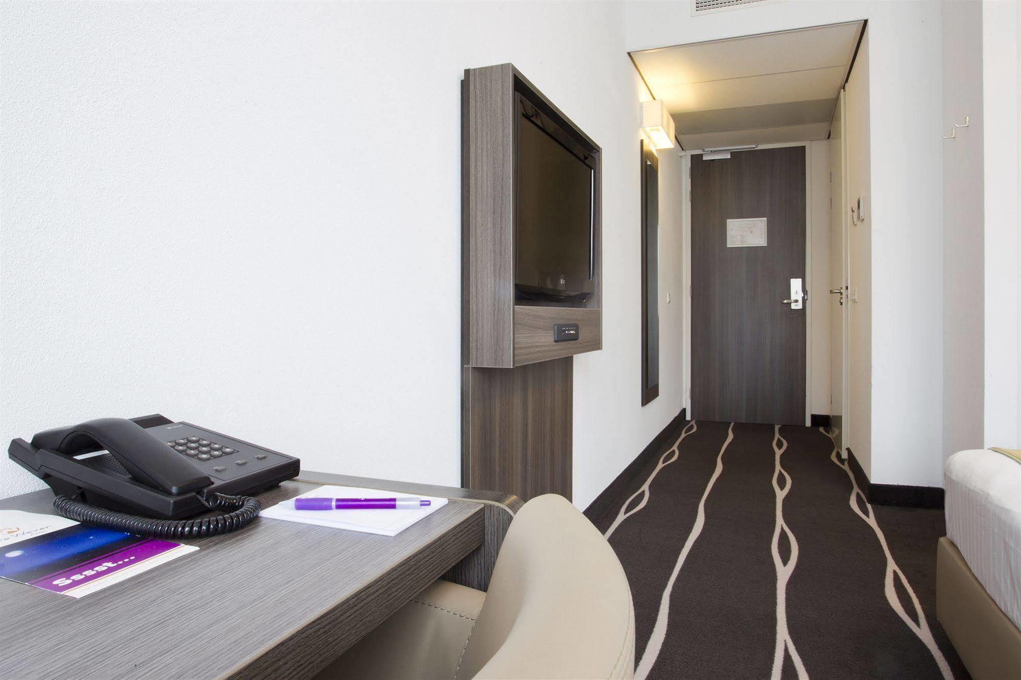 Hotel De Bonte Wever Assen Bagian luar foto