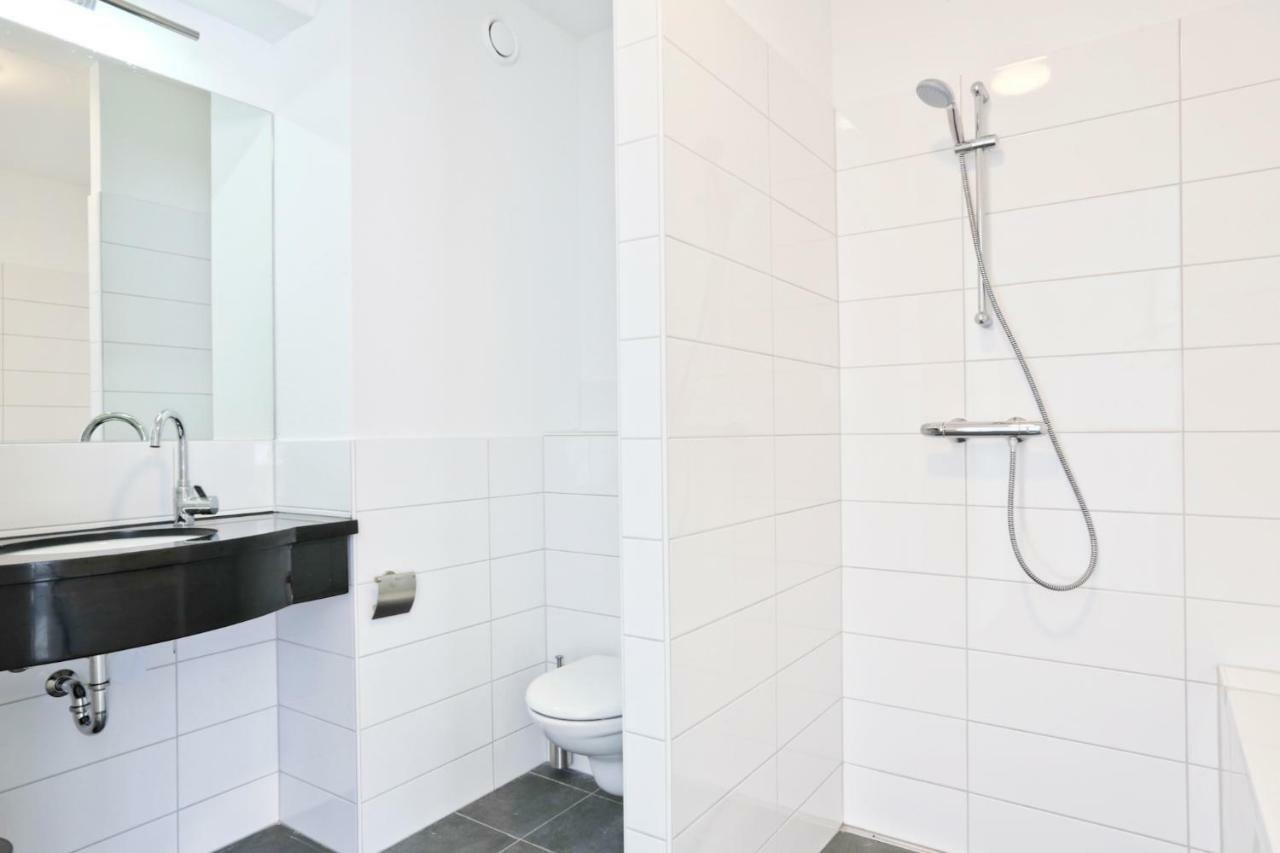 Hotel De Bonte Wever Assen Bagian luar foto