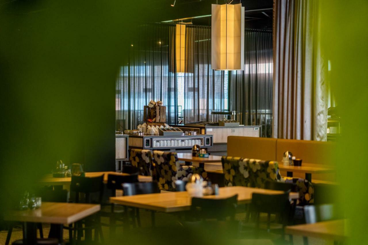 Hotel De Bonte Wever Assen Bagian luar foto