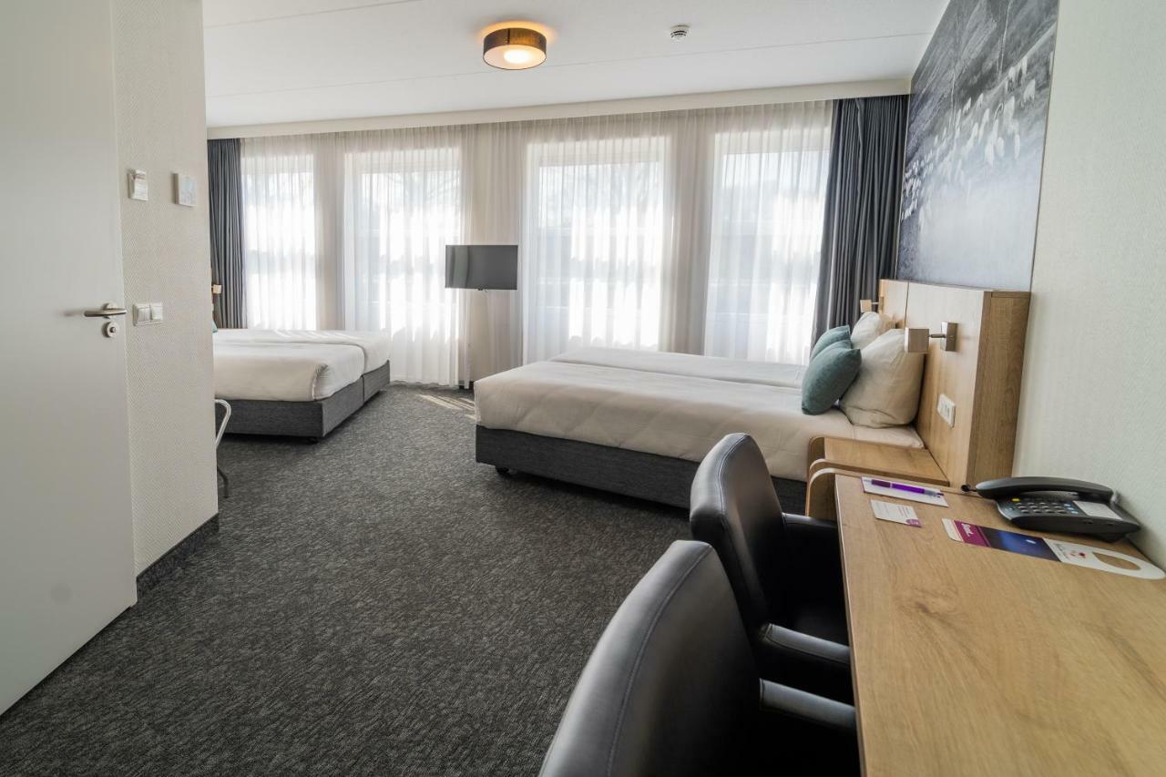 Hotel De Bonte Wever Assen Bagian luar foto
